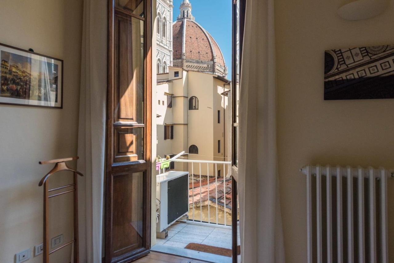 Charming 2Bed Apartment Overlooking Duomo - Hosted By Sweetstay Флоренция Екстериор снимка
