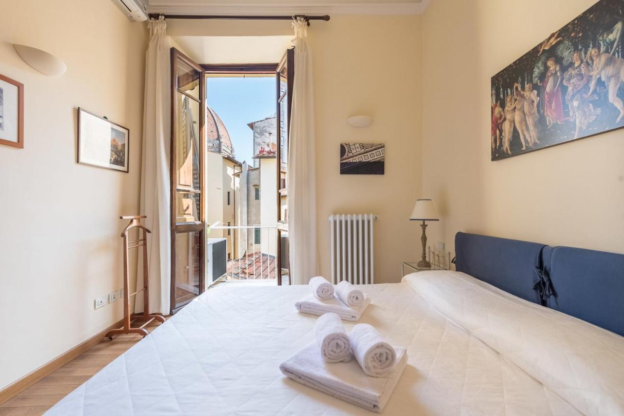 Charming 2Bed Apartment Overlooking Duomo - Hosted By Sweetstay Флоренция Екстериор снимка
