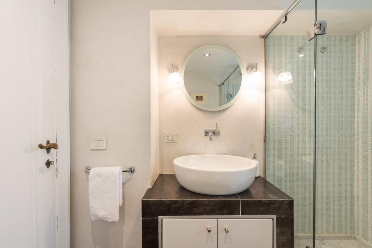 Charming 2Bed Apartment Overlooking Duomo - Hosted By Sweetstay Флоренция Екстериор снимка