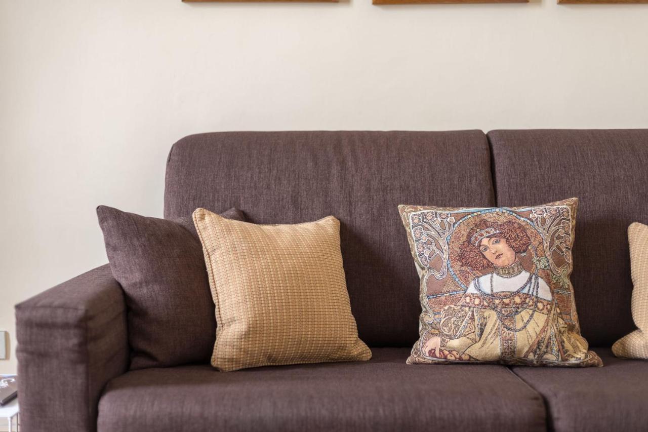 Charming 2Bed Apartment Overlooking Duomo - Hosted By Sweetstay Флоренция Екстериор снимка