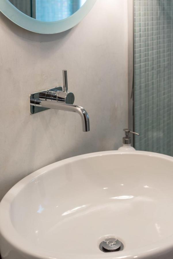 Charming 2Bed Apartment Overlooking Duomo - Hosted By Sweetstay Флоренция Екстериор снимка