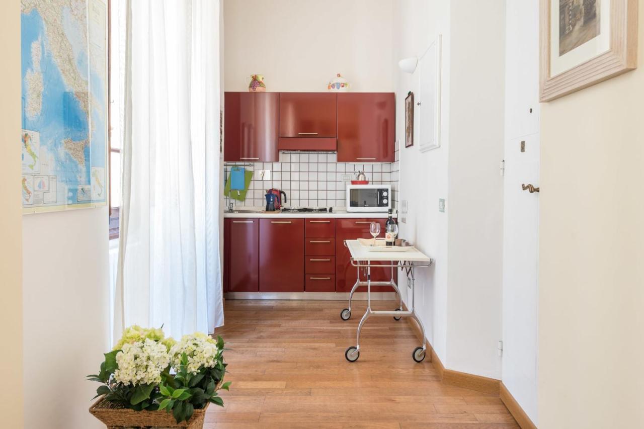 Charming 2Bed Apartment Overlooking Duomo - Hosted By Sweetstay Флоренция Екстериор снимка