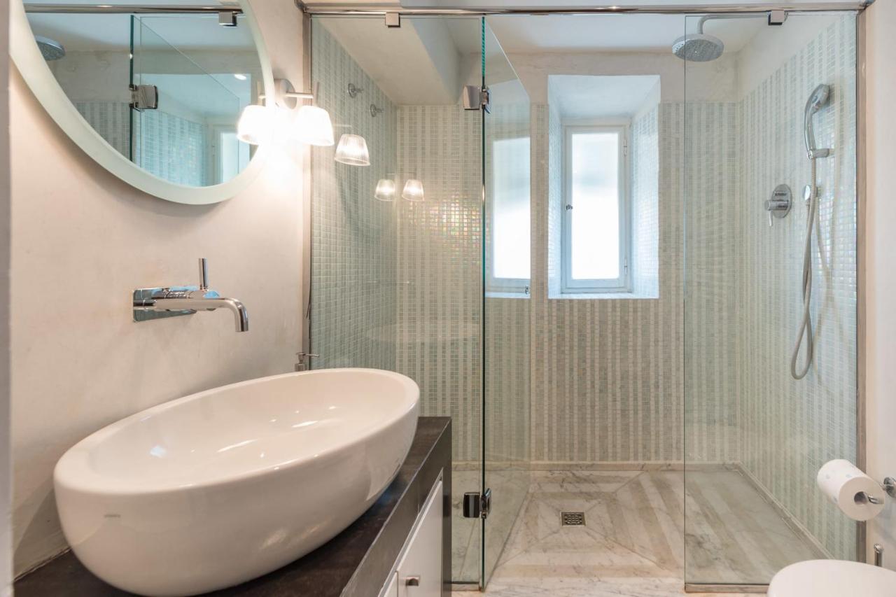 Charming 2Bed Apartment Overlooking Duomo - Hosted By Sweetstay Флоренция Екстериор снимка